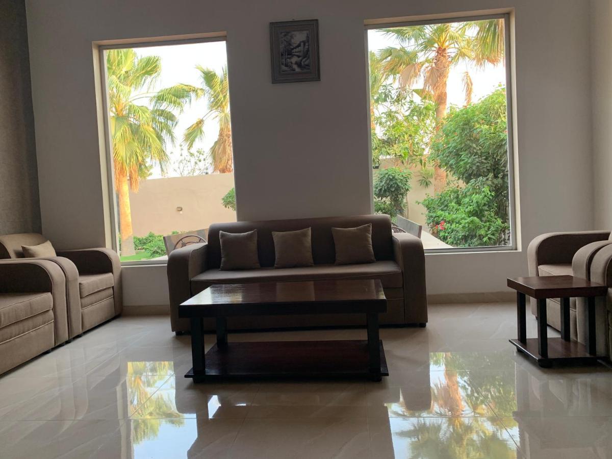 Villa فيلا المنزل *
